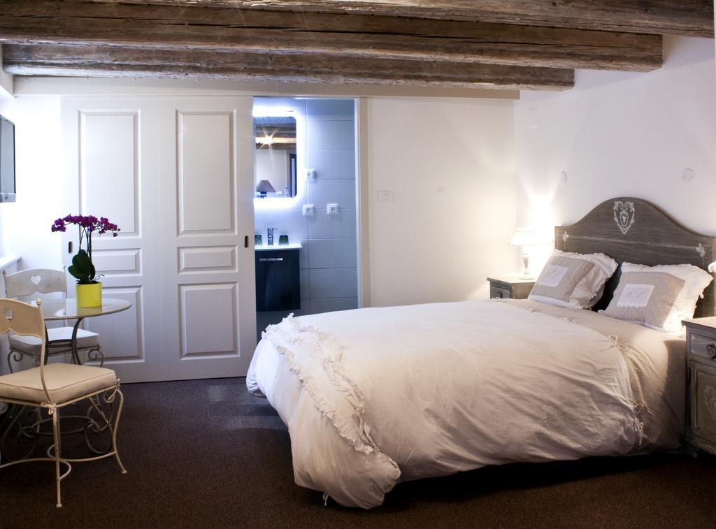 Chambre Le Hupsa Pfannala Saint-Hippolyte  Pokój zdjęcie